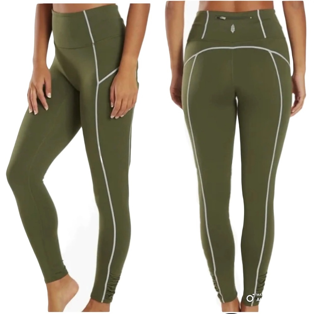 FP Movement You’re A Peach Leggings Small Cypress High Rise 7/8 Compression Gym